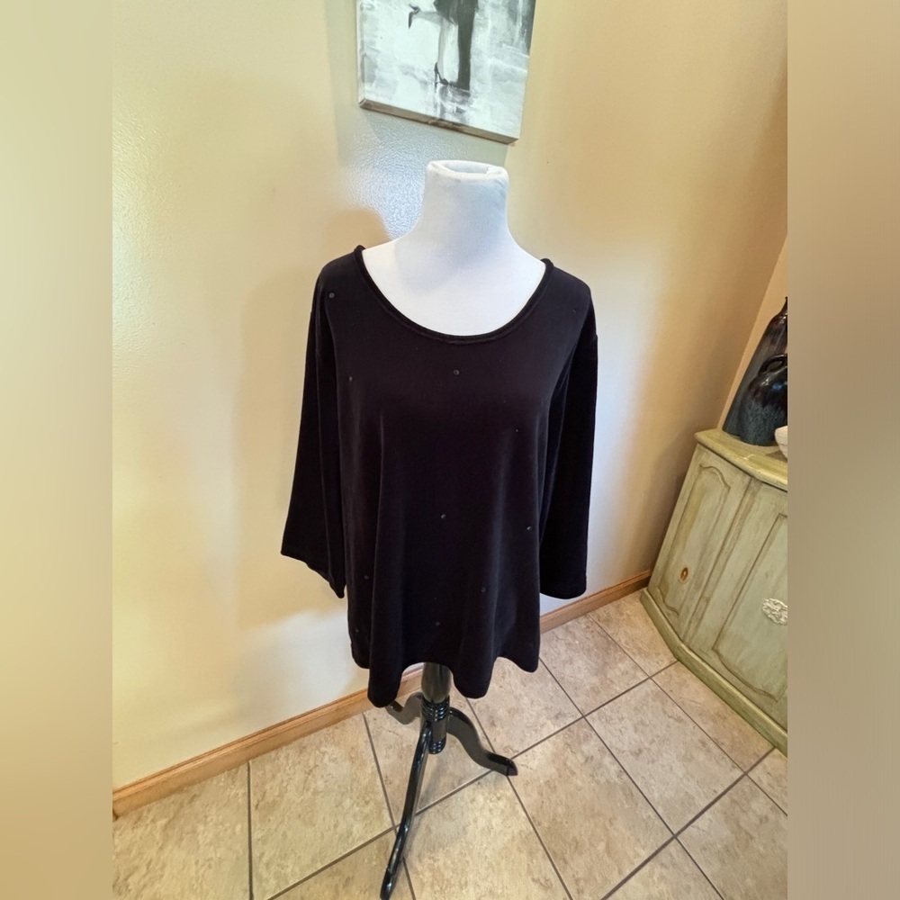Quacker Factory Women’s Black Velvet Feel Shirt with Sequins Size 2X